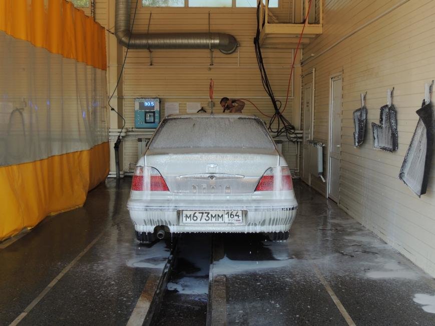 помыть машину в Балаково